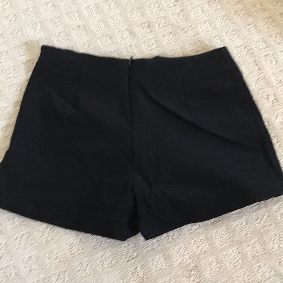 Black Mini Skirt - Picture 2 of 3